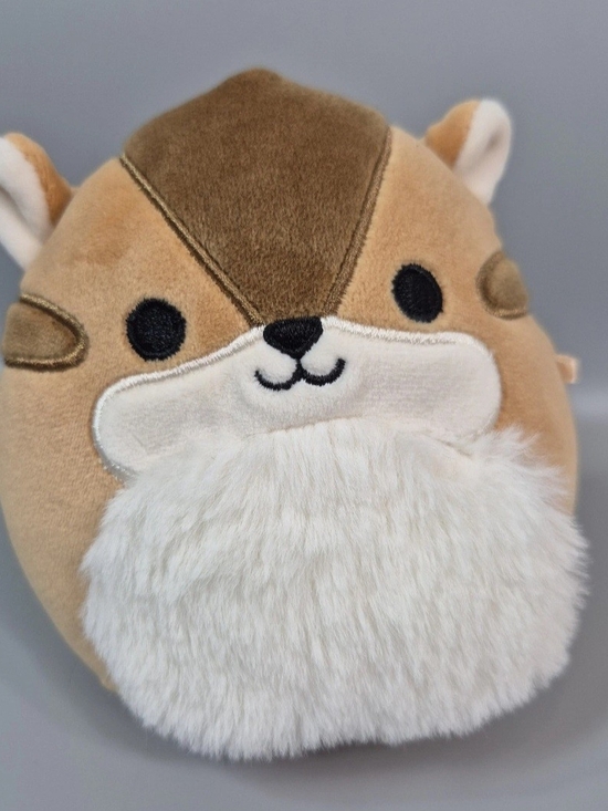 Squishmallows Other - Squishmallow MelzIe the Chipmunk 5" Brown Plush Fuzzy Belly Pre Loved